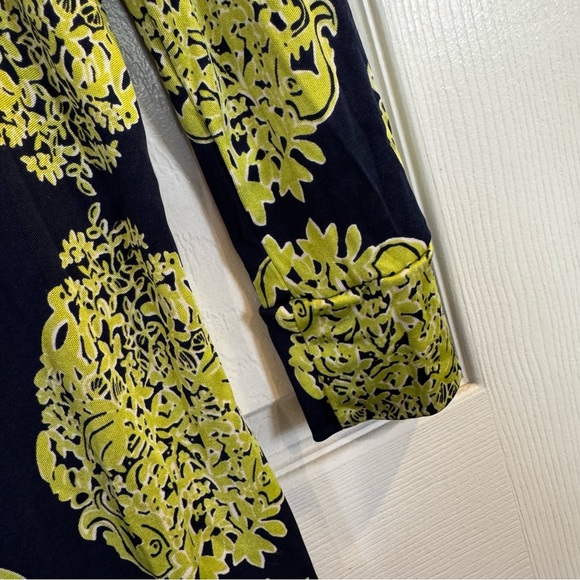 Lilly Pulitzer 100% Silk Shift Dress Navy Green Medallion 3/4 Sleeve Size 6 - Picture 8 of 13